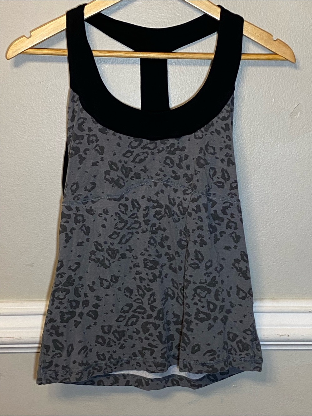 Ideology Gray Leopard-Print Tank with Black Trim